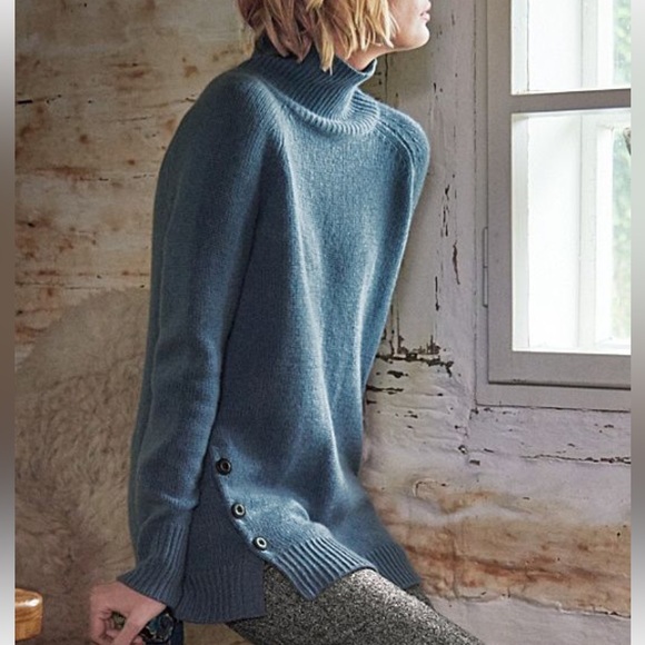 Garnet Hill Sweaters - Garnet Hill side button teal turtleneck cashmere tunic Sz M EUC